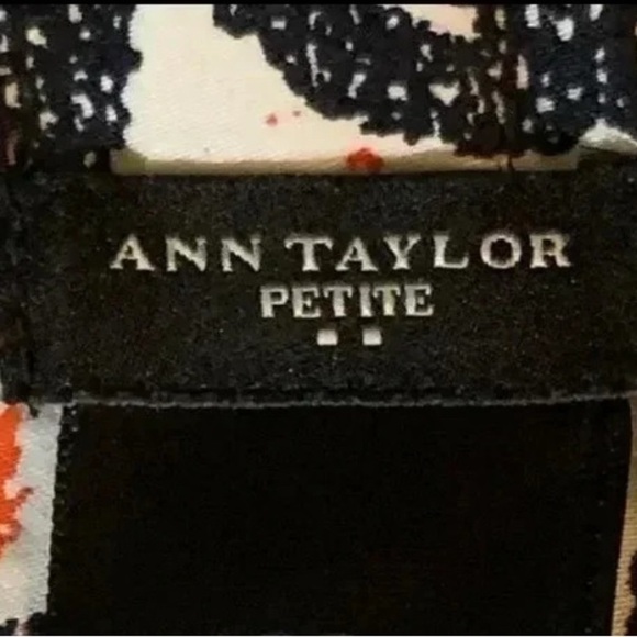 Ann Taylor Black and Red Floral Women's Shorts - Picture 3 of 3